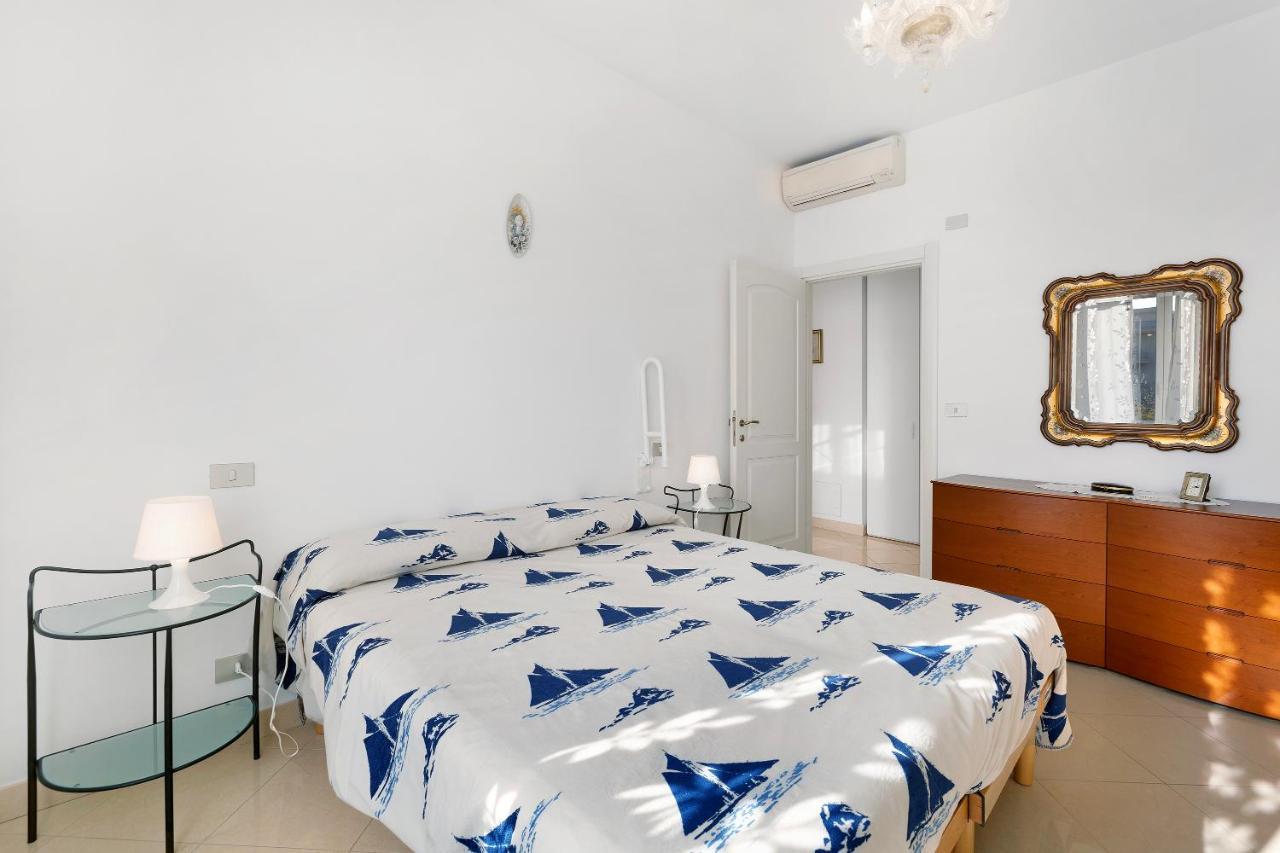 Attico Cielo E Mare Apartment สโปตัวร์โน ภายนอก รูปภาพ